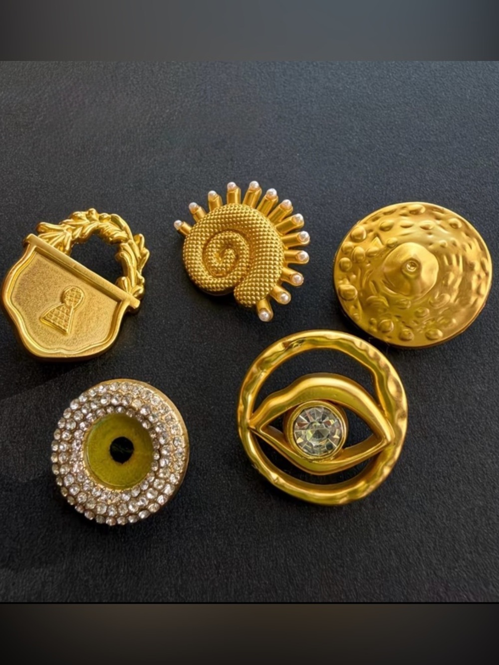 Schiaparelli Inspired Assorted Gold-Tone Vintage Decorative Buttons (5pcs)